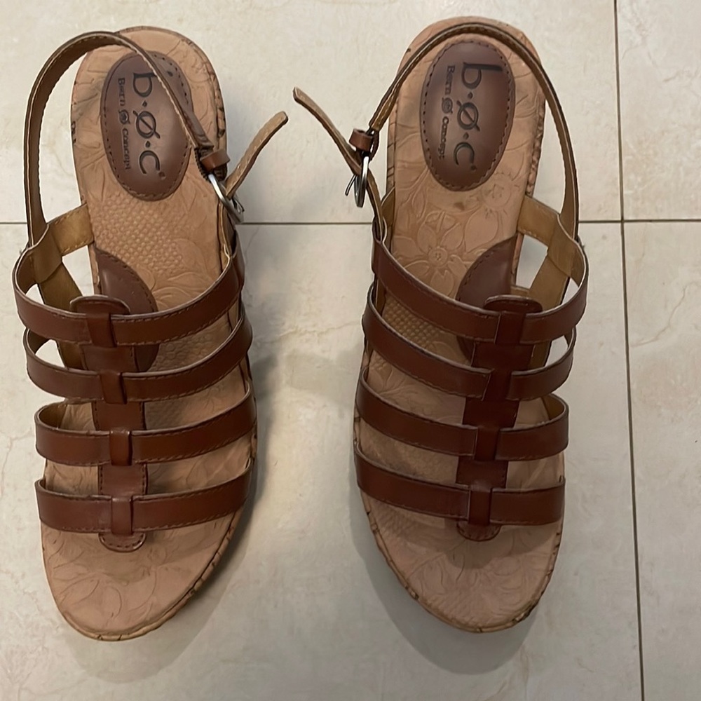 Ladies size 8 brown leather cork platform sandals
